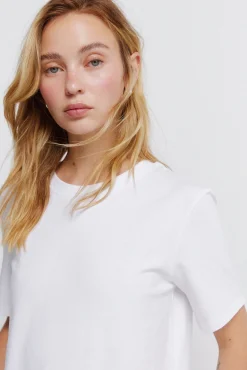 T-shirt básica em algodão