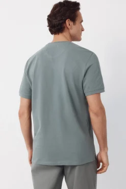 T-shirt básica em piqué