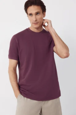 T-shirt básica em piqué