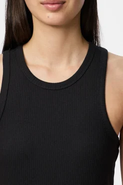 T-shirt básica tipo nadadora