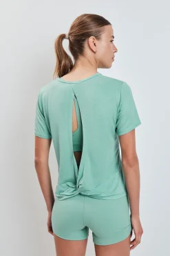 T-shirt com abertura nas costas verde