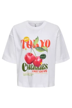 T-shirt com desenho na frente