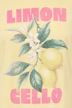 T-shirt com desenho na frente