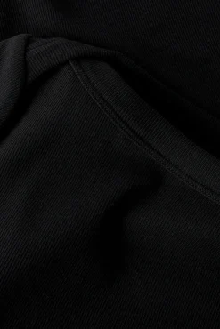 T-shirt de manga curta canelada elástica