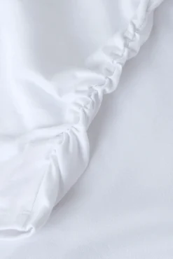 T-shirt de manga curta com detalhe franzido lateral