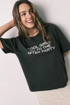 T-shirt de manga curta em algodão preto lavado