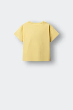 T-shirt de manga curta estrela menina