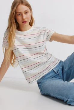 T-shirt de manga curta às riscas