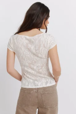 T-shirt de renda com transparências