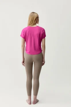 T-shirt desportiva Azami rosa fúcsia