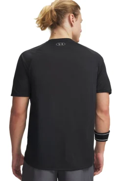 T-shirt desportiva em tecido técnico