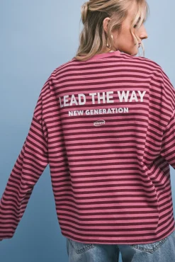 T-shirt em algodão às riscas rosa