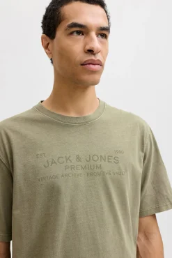 T-shirt lavada com logo