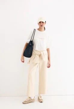T-shirt oversize activewear com logo