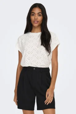 T-shirt regular fit manga curta