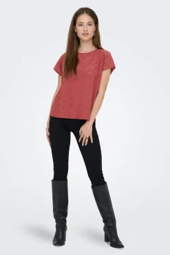 T-shirt regular fit manga curta