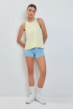T-shirt sem mangas costas abertas