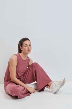 T-shirt sem mangas soft touch bordeaux
