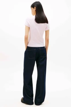 T-shirt slim manga curta