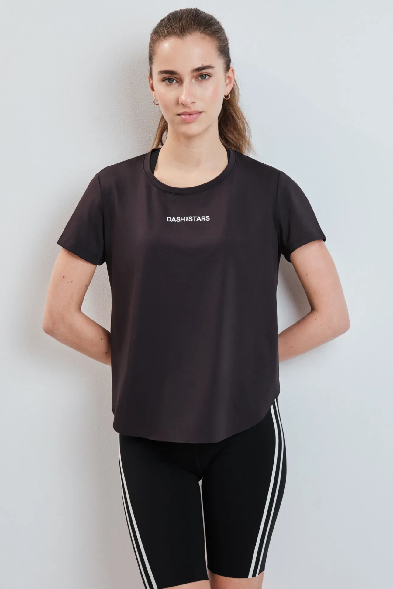 T-shirt técnica com painel mesh preta