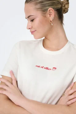 T-shirt texto na frente