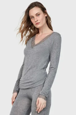 T-shirt térmica gola em V com renda
