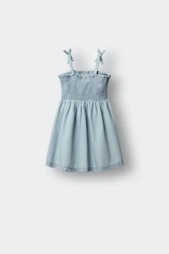 Vestido com laços para menina