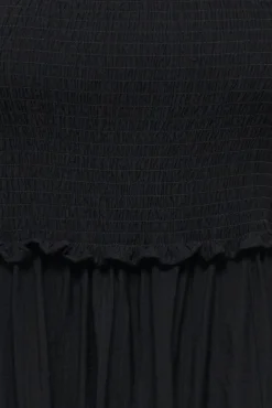 Vestido comprido em tecido favo de mel