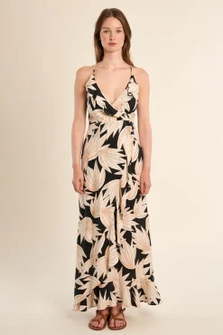 Vestido comprido estampado com folhos