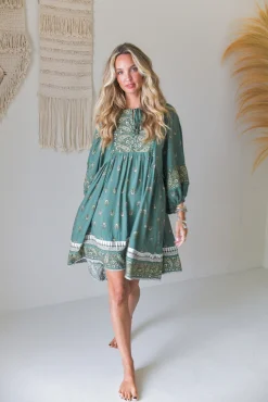 Vestido curto Adela