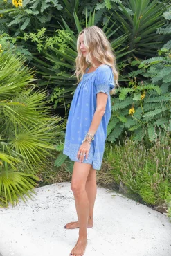 Vestido curto fluido