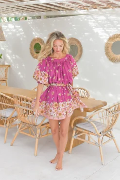 Vestido curto fluido
