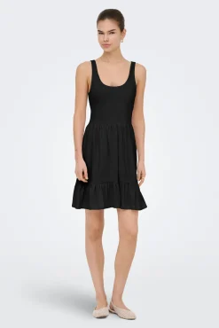 Vestido curto liso