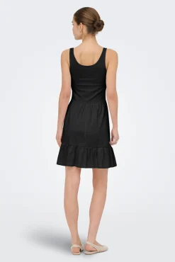Vestido curto liso