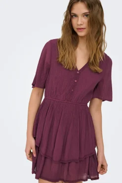 Vestido curto texturizado
