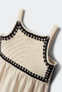 Vestido de crochet para menina