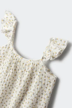 Vestido de flores para menina