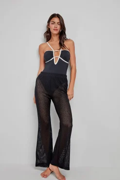 Vestido longo preto de crochet