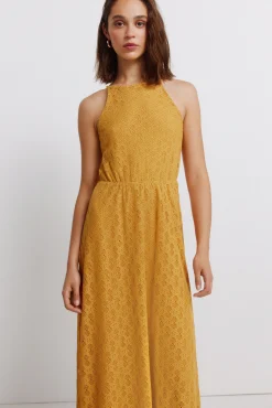 Vestido midi halter bordado