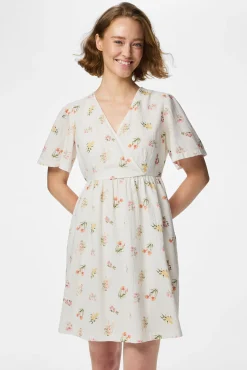 Vestido mini estampado de manga curta
