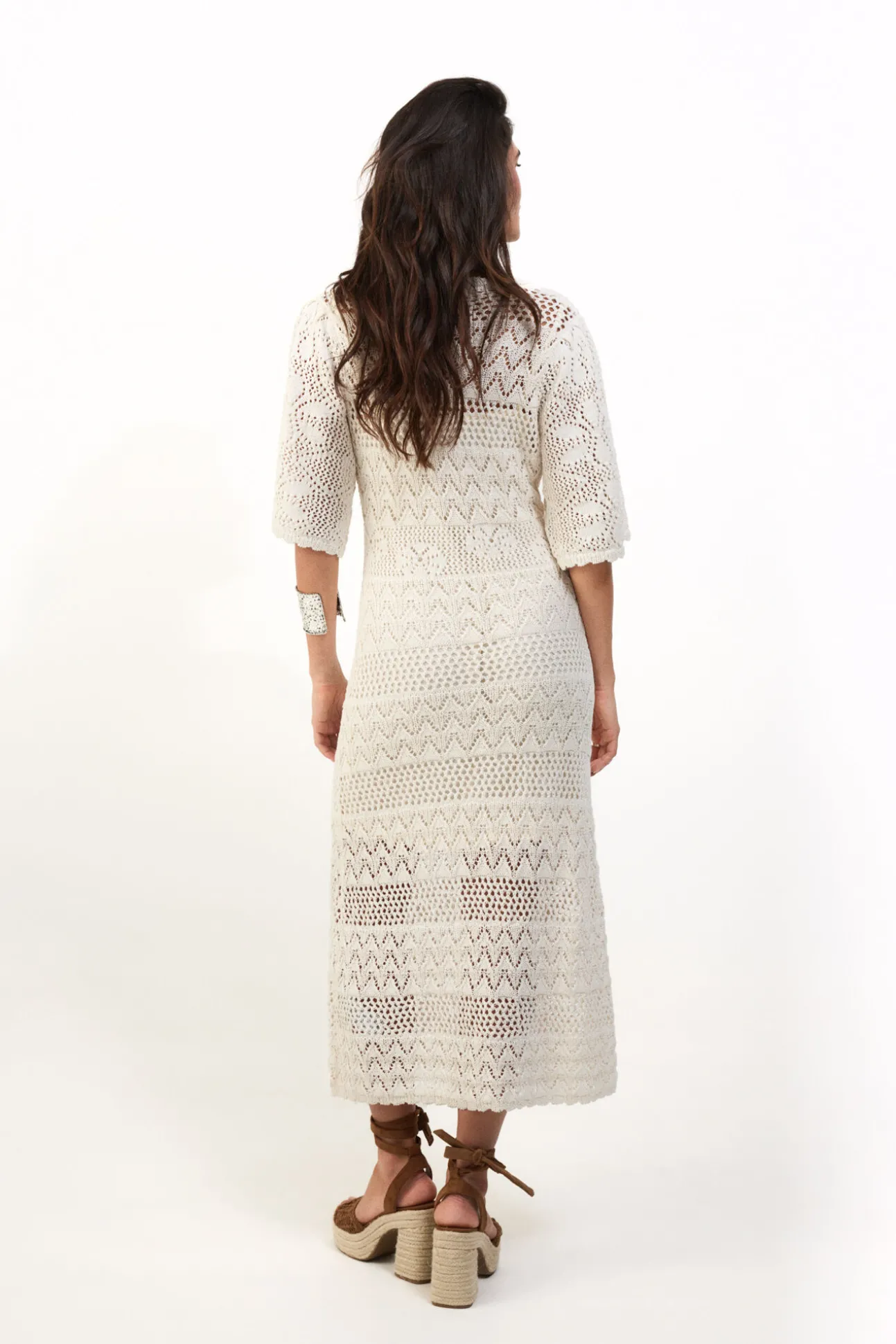 Vestido punto calado