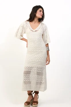 Vestido punto calado