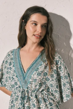 Vestido túnica curta estampado boho verde